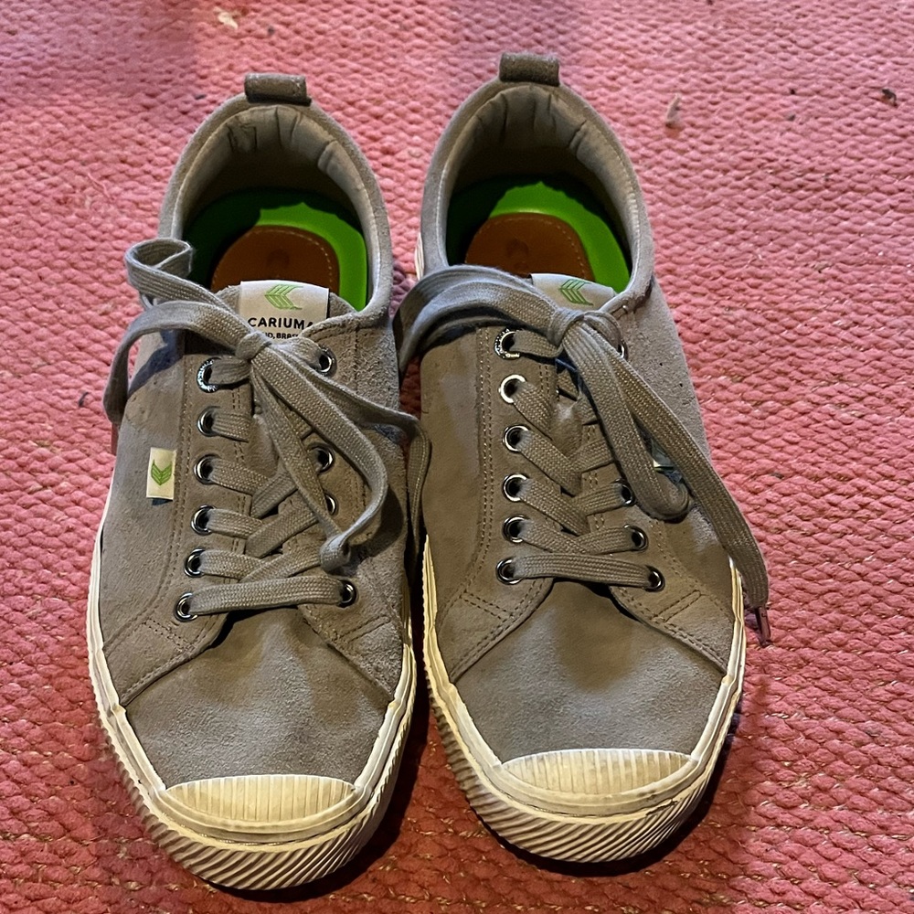 Cariuma OCA Low Grey Suede Sneakers